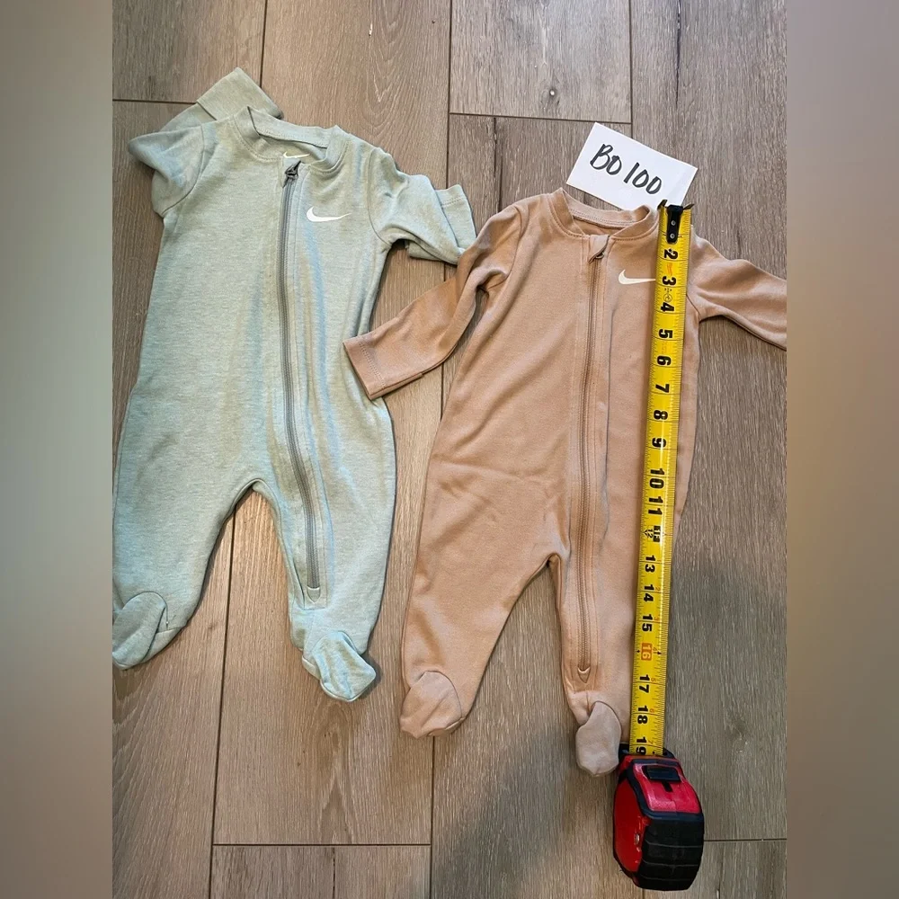 Set Lot of 2 Infant Baby Nike‎ Essentials Footed Coverall Size 3 Months